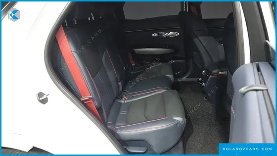 GENESIS GV70 2.5T GASOLINE 2WD