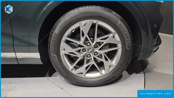 GENESIS GV70 2.5T GASOLINE 2WD