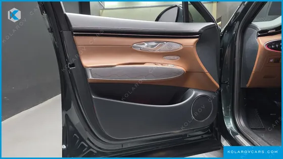 GENESIS GV70 2.5T GASOLINE 2WD