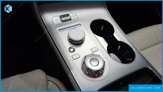 GENESIS GV70 2.5T GASOLINE 2WD