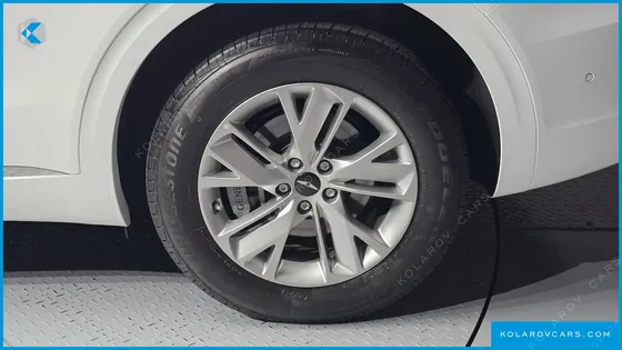 GENESIS GV70 2.5T GASOLINE 2WD