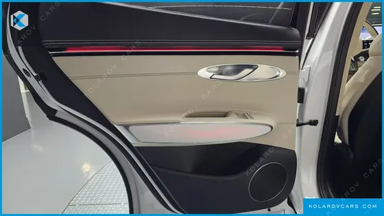 GENESIS GV70 2.5T GASOLINE 2WD