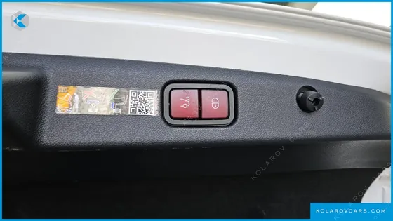 MERCEDES E-CLASS E200 AVANTGARDE