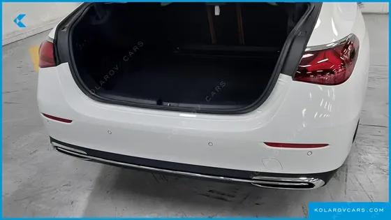 MERCEDES E-CLASS E200 AVANTGARDE