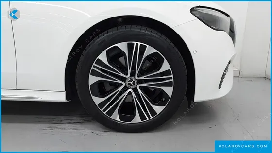 MERCEDES E-CLASS E220D 4MATIC EXCLUSIVE
