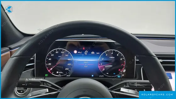 MERCEDES E-CLASS E200 AVANTGARDE