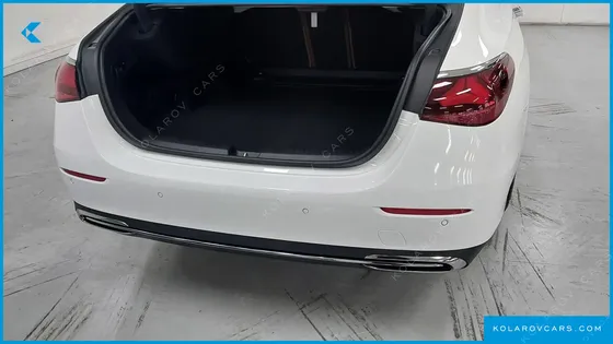 MERCEDES E-CLASS E200 AVANTGARDE