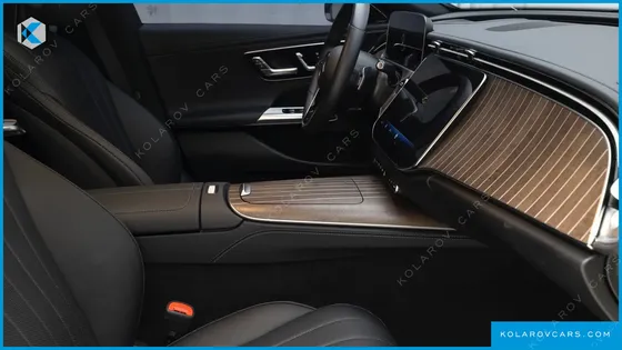 MERCEDES E-CLASS E350E 4MATIC