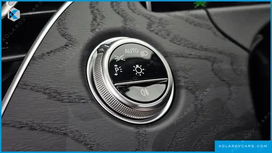 MERCEDES E-CLASS E200 AVANTGARDE