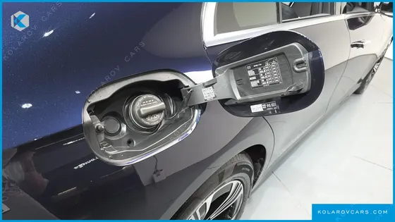 MERCEDES E-CLASS E200 AVANTGARDE