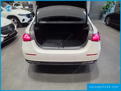 MERCEDES E-CLASS E300 4MATIC EXCLUSIVE