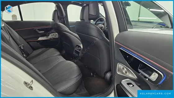 MERCEDES E-CLASS E300 4MATIC EXCLUSIVE