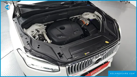 VOLVO XC90 T8 ULTIMATE BRIGHT HYBRID