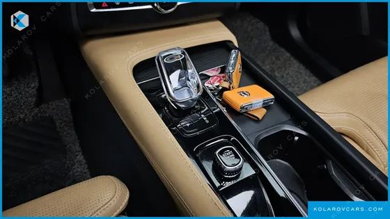 VOLVO XC90 T8 ULTIMATE BRIGHT HYBRID
