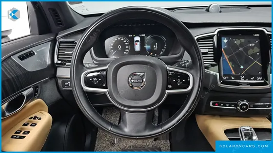 VOLVO XC90 T8 ULTIMATE BRIGHT HYBRID