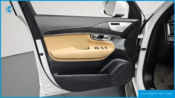 VOLVO XC90 T8 ULTIMATE BRIGHT HYBRID