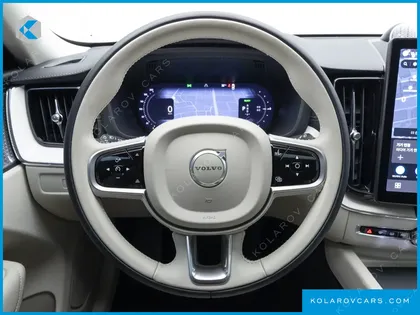 VOLVO XC60 T8 ULTRA BRIGHT