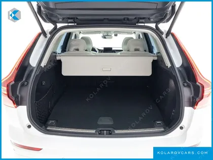 VOLVO XC60 T8 ULTRA BRIGHT
