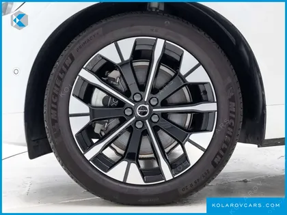 VOLVO XC60 T8 ULTRA BRIGHT