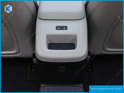VOLVO XC60 T8 ULTRA BRIGHT