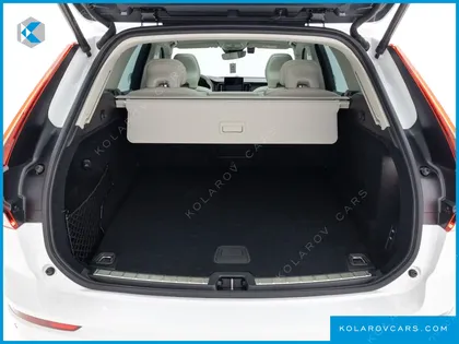 VOLVO XC60 T8 ULTRA BRIGHT