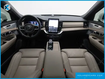 VOLVO XC90 T8 ULTRA BRIGHT HYBRID