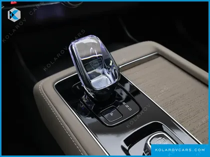 VOLVO XC90 T8 ULTRA BRIGHT HYBRID
