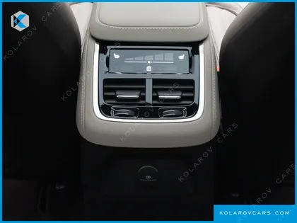 VOLVO XC90 T8 ULTRA BRIGHT HYBRID