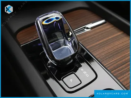 VOLVO XC60 T8 ULTRA BRIGHT
