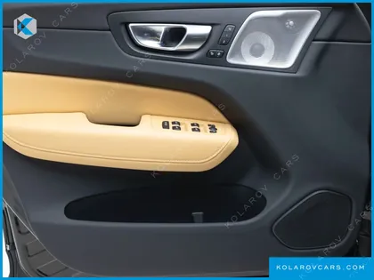 VOLVO XC60 T8 ULTRA BRIGHT