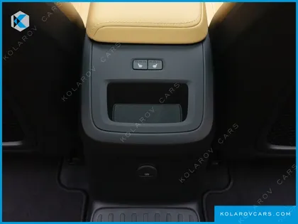VOLVO XC60 T8 ULTRA BRIGHT