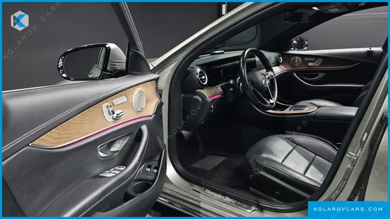 MERCEDES E-CLASS E300E 4MATIC EXCLUSIVE