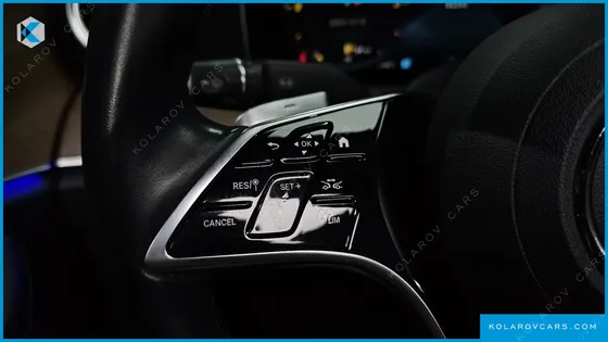 MERCEDES E-CLASS E300E 4MATIC EXCLUSIVE
