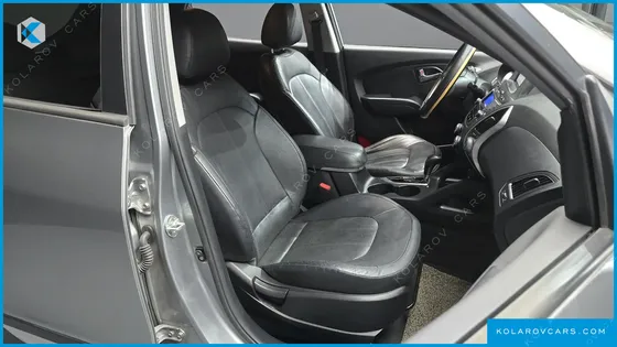HYUNDAI TUCSON DIESEL 2WD LX20