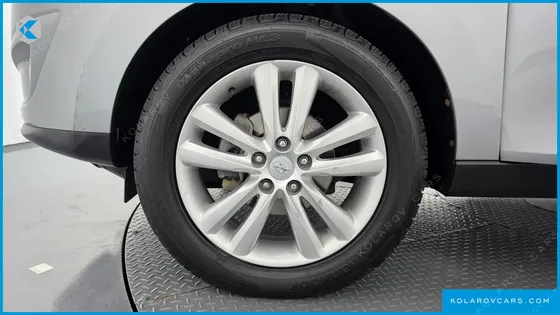 HYUNDAI TUCSON DIESEL 2WD LX20
