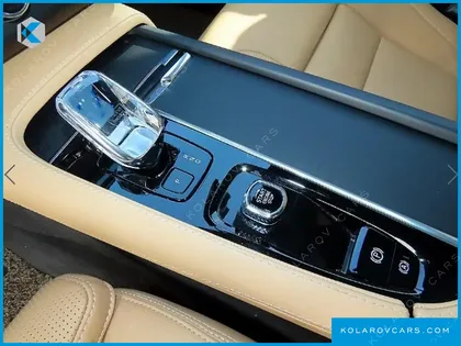 VOLVO XC90 T8 ULTIMATE BRIGHT HYBRID