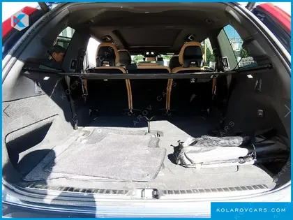 VOLVO XC90 T8 ULTIMATE BRIGHT HYBRID