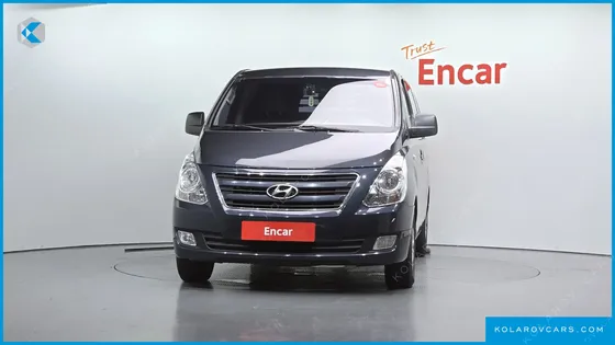 HYUNDAI STAREX 3-SEATER VAN