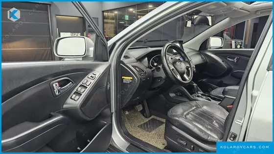 HYUNDAI TUCSON DIESEL 2WD LX20