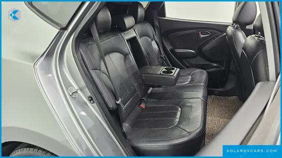HYUNDAI TUCSON DIESEL 2WD LX20