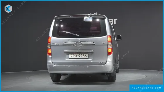 HYUNDAI STAREX 12-SEATER WAGON