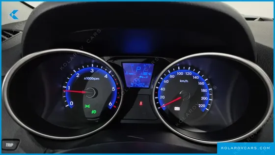 HYUNDAI TUCSON DIESEL 2WD LX20