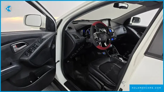 HYUNDAI TUCSON DIESEL 2WD LX20