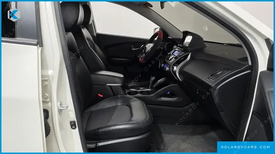 HYUNDAI TUCSON DIESEL 2WD LX20