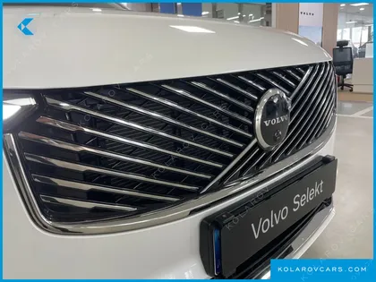 VOLVO XC90 T8 ULTRA BRIGHT HYBRID