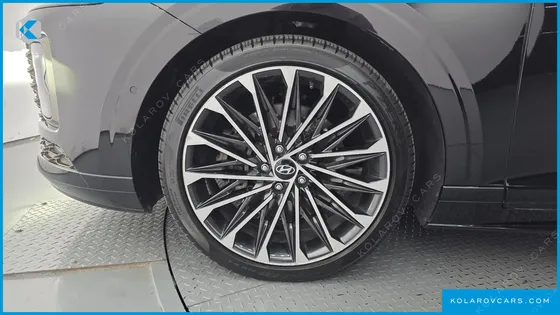 HYUNDAI GRANDEUR 3,5 GASOLINE 4WD