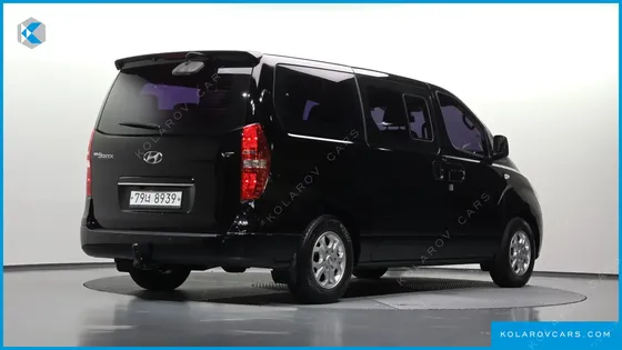 HYUNDAI STAREX 12-SEATER WAGON