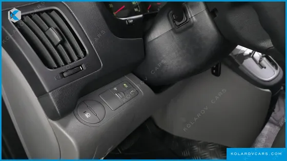 HYUNDAI STAREX 12-SEATER WAGON