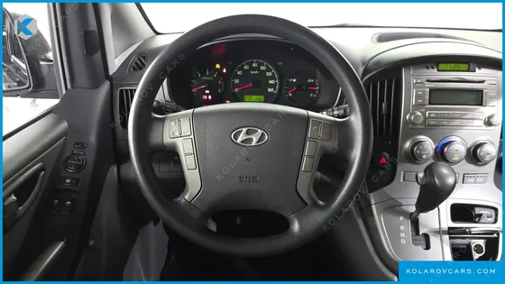 HYUNDAI STAREX 12-SEATER WAGON