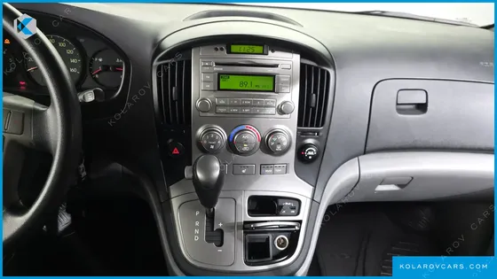 HYUNDAI STAREX 12-SEATER WAGON